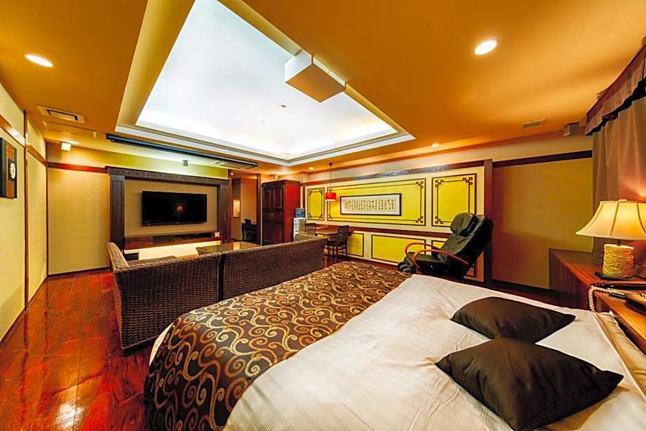 Hotel Lotus Otsu (Adult Only)