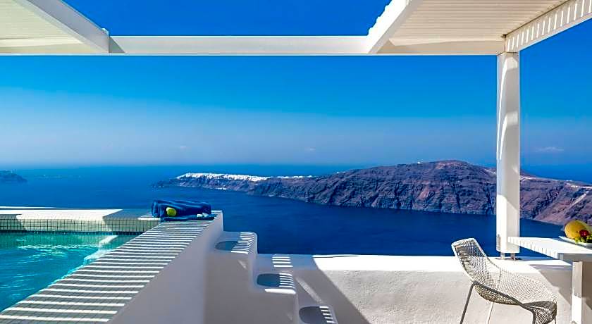 White Santorini Suites & Spa