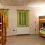 Hostel Plus Caffe