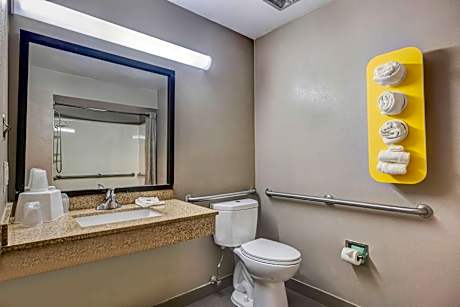 Queen Room with Two Queen Beds - Disability Access