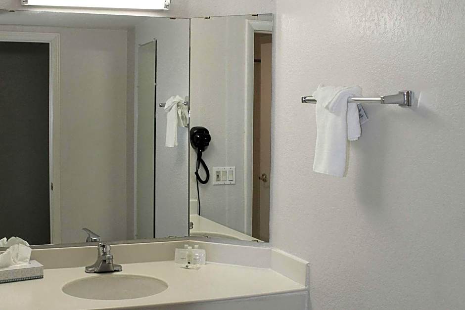 Quality Inn Aurora Denver
