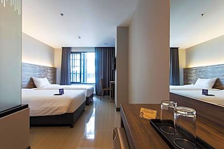 Modern Deluxe Double or Twin Room
