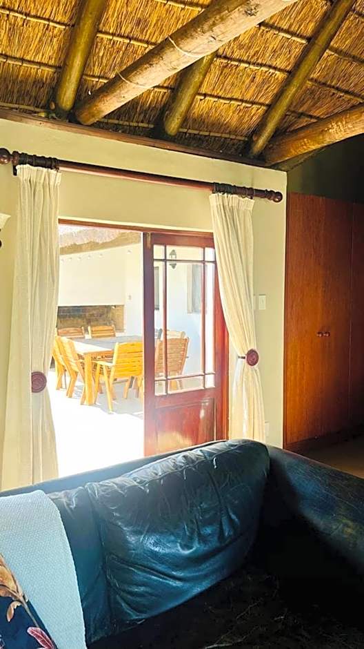 Draaihoek Lodge & Restaurant