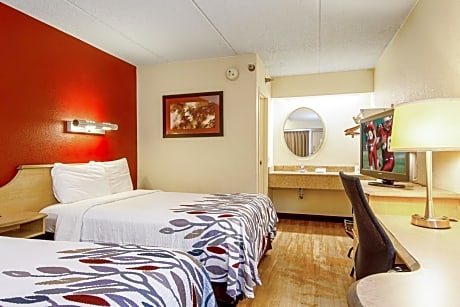 Deluxe Room with Two Double Beds Smoke Free