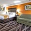 Quality Inn Creekside - Downtown Gatlinburg
