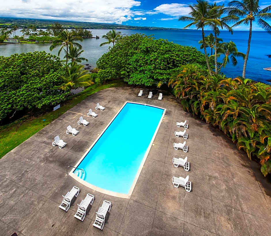 Castle Hilo Hawaiian Hotel