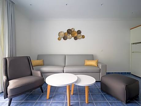 Family room 2 adults + 2 child