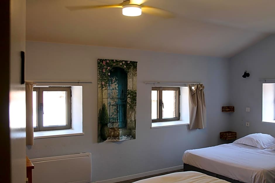 Logis Hôtel Le Saint Clément