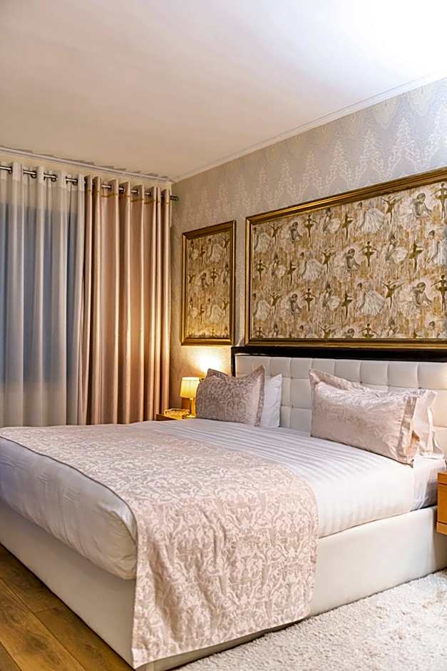 Tirana International Hotel & Conference Center