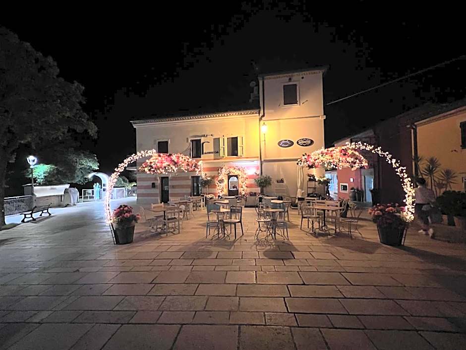 Casa Antia, nuovo bilocale con giardino in Residence con piscina