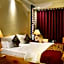Hotel Emperor Palms