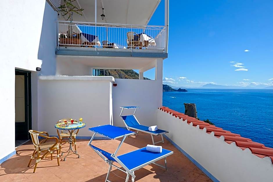 Hotel Torre Saracena