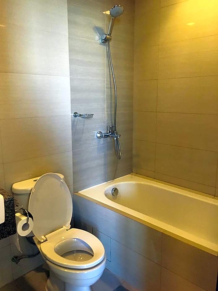 Mactan Newtown Seaview at One Pacific Residence