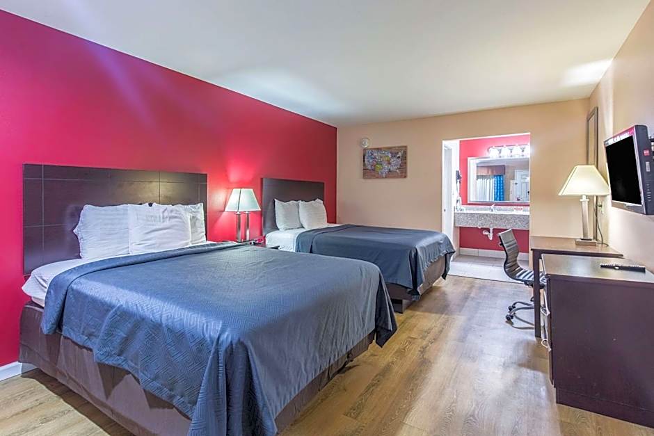 Quality Inn & Suites Bridge City/Orange