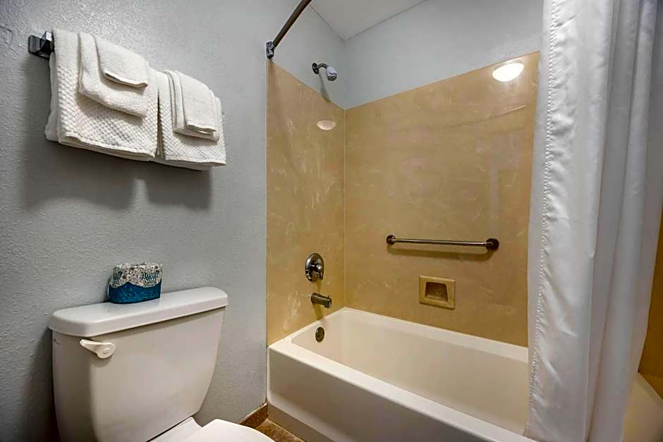 Suburban Studios Branson On The Strip