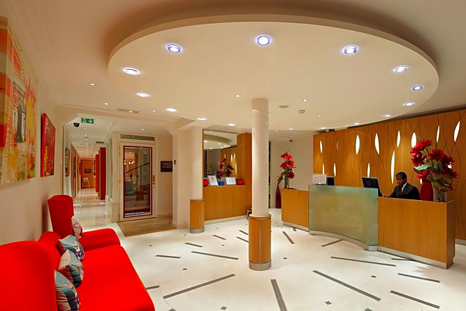 Westside Arc De Triomphe Hotel