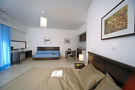 Family One-Bedroom Apartment