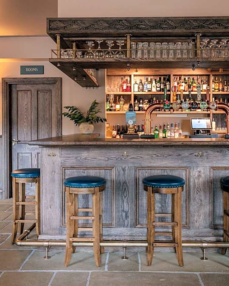 The Kirkstyle Inn & Sportsman Rest