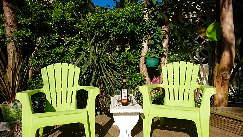 The Blue Palms - Fistral Beach