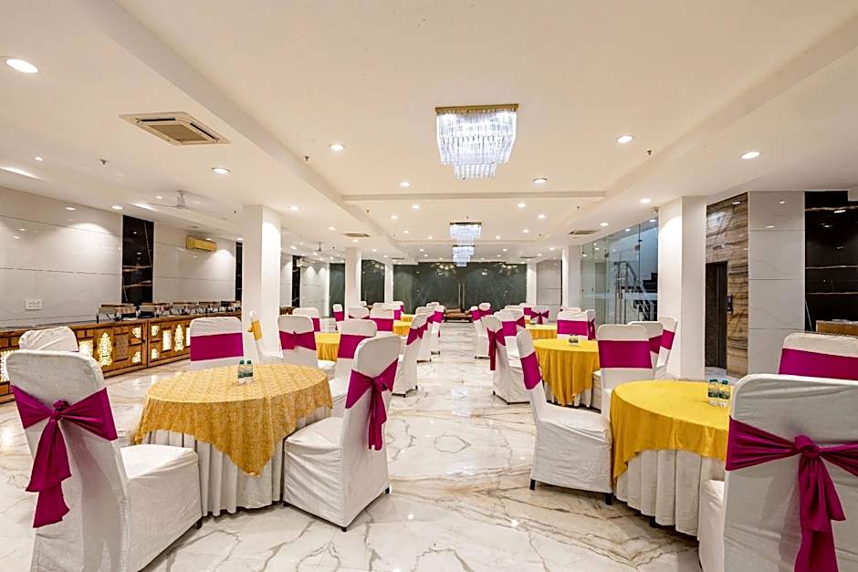 Vaabi Saabi Hotel – Gurgaon, NY
