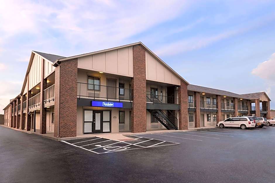 Travelodge by Wyndham Wellington