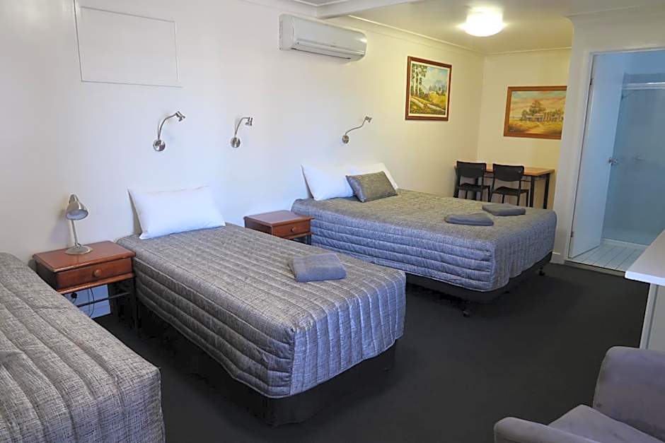 Charleville Waltzing Matilda Motor Inn