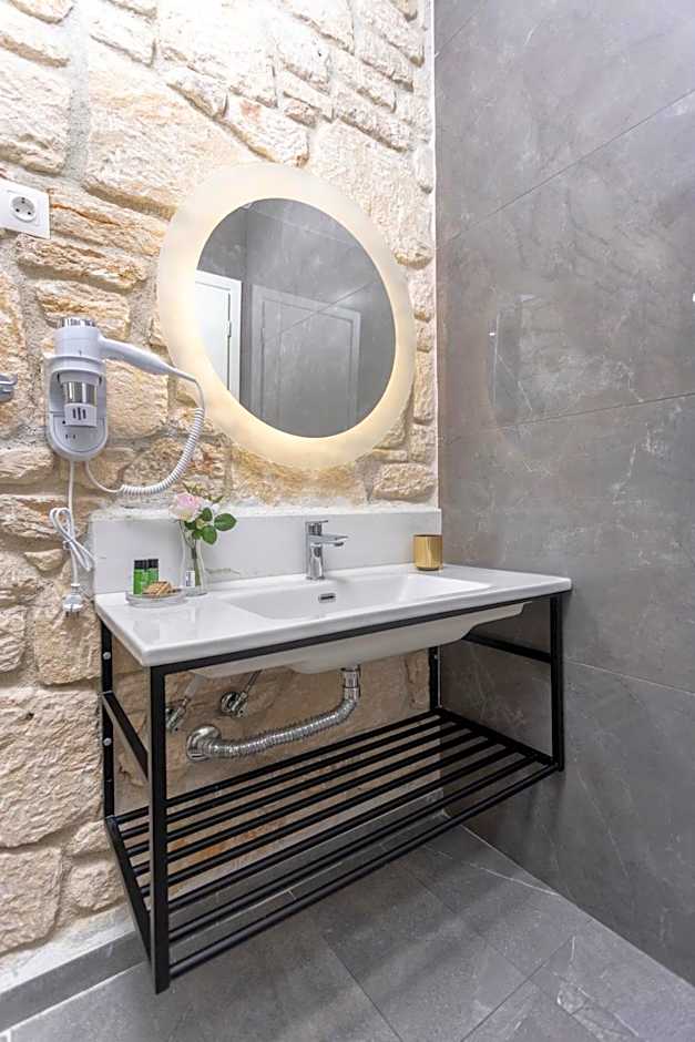 Anna Mare Luxury Apartments