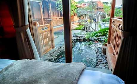 King Suite with Spa Bath