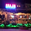 Oba 09 restaurant-motel-beach