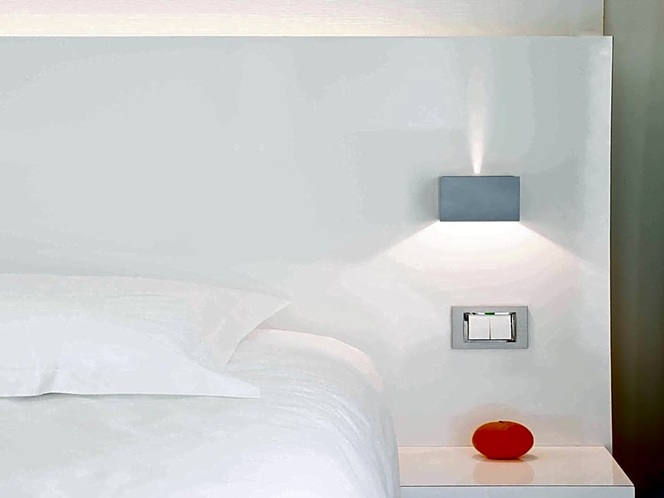 Ibis Styles Menton Centre