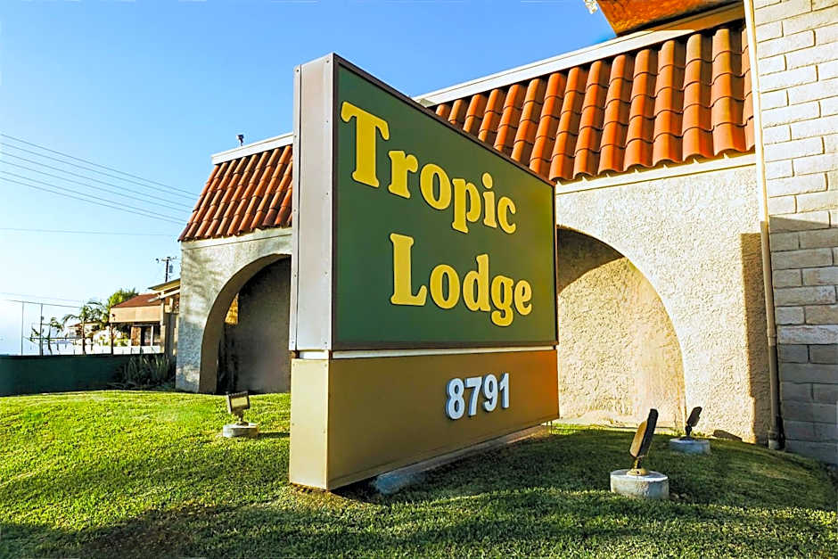 Tropic Lodge