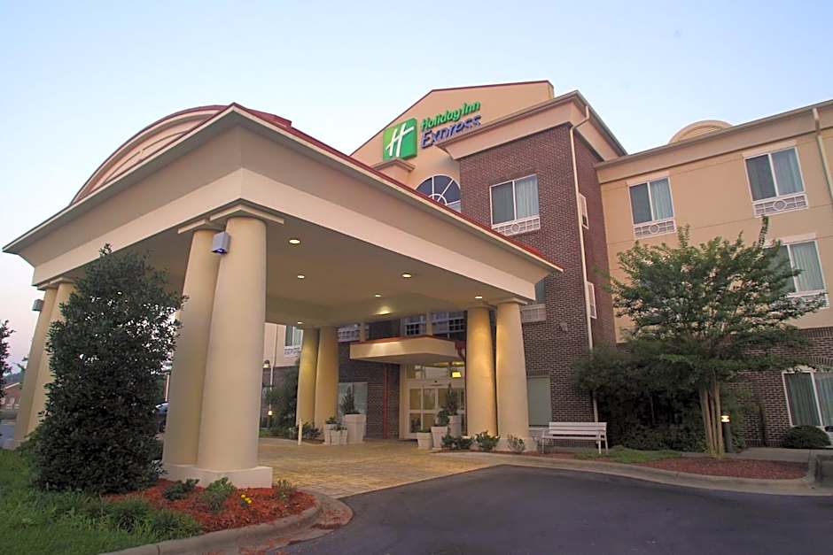 Holiday Inn Express Pembroke By IHG