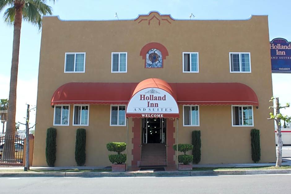 Holland Inn and Suites