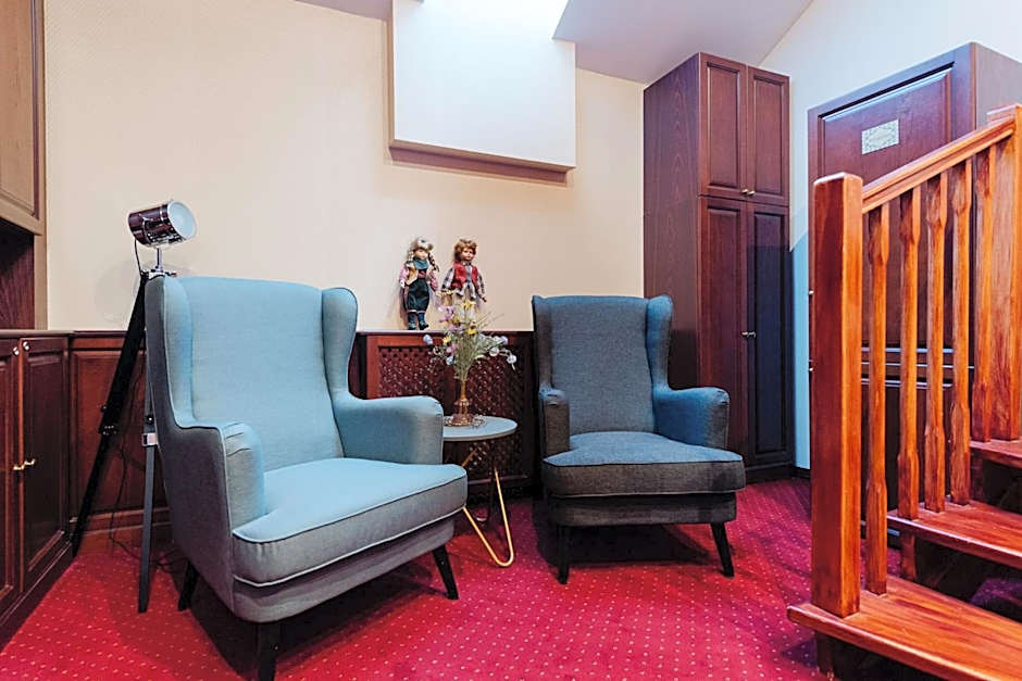 Petra Inn Apartments in historical palace Bratislava