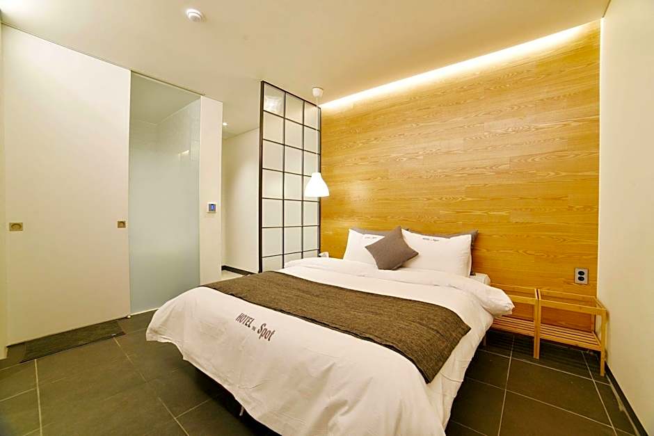 Hotel The Spot