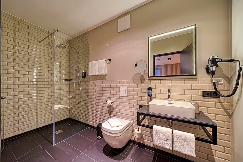 Vienna House Easy by Wyndham Bonn
