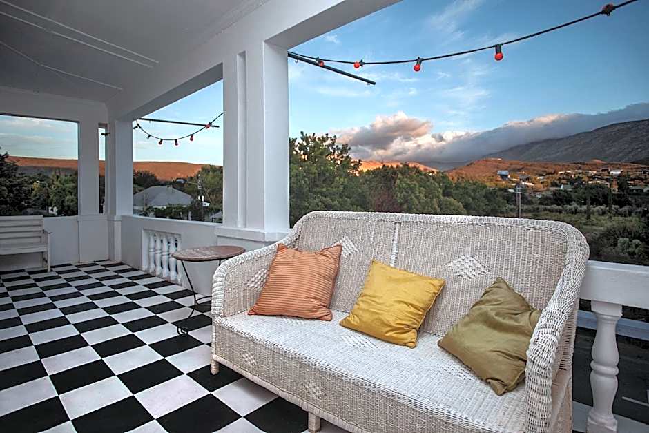Karoo Art Hotel