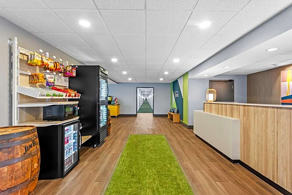 Spark by Hilton Bardstown