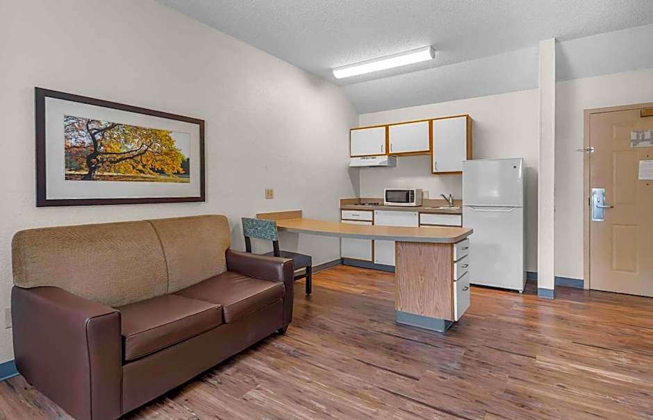 Extended Stay America Suites - Dallas - Plano Parkway