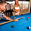 Nomads Party Hotel & Hostel