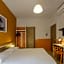 Sure Hotel by Best Western Nologo