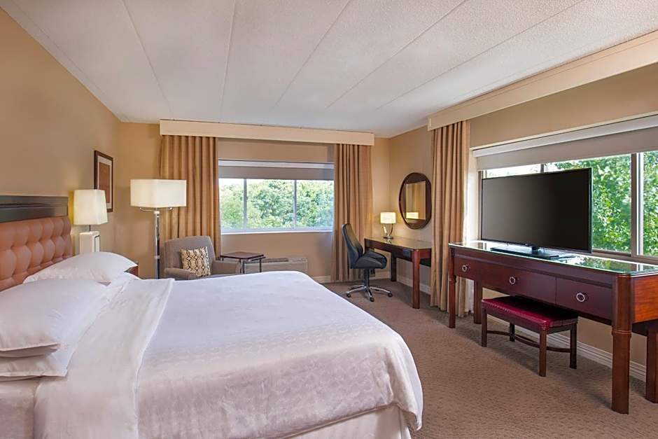 Sheraton Framingham Hotel & Conference Center