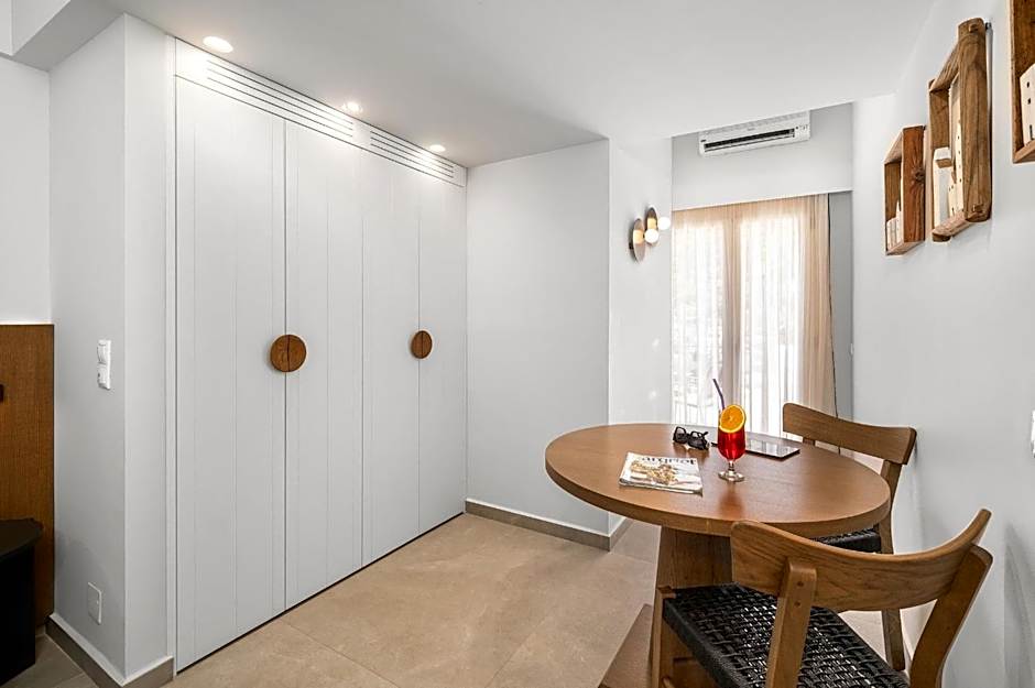 Glaros Hotel Apartment