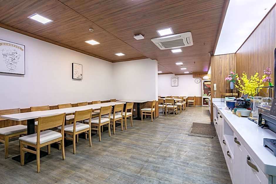 Hanting Hotel Xi'an Xijing Hospital Xingqing Road