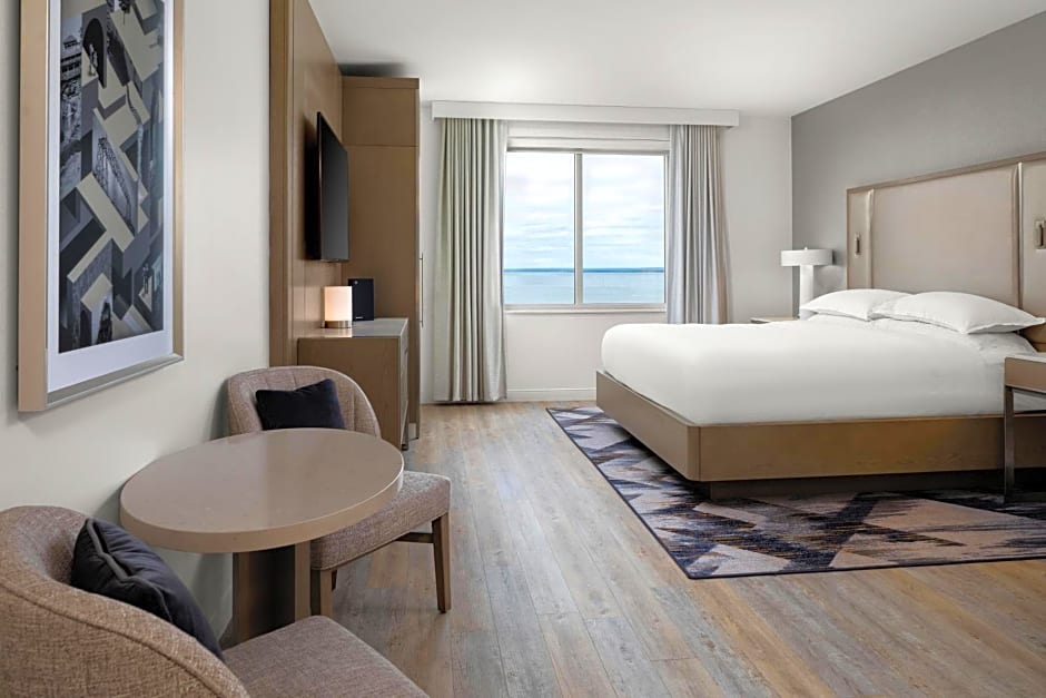 Sheraton Duluth Hotel