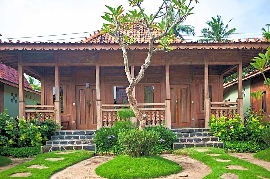 Blue Harbor Beachfront Villas & Resto