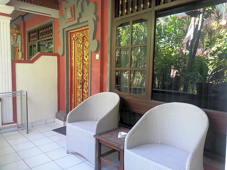 Dewa Bharata Bungalows Legian