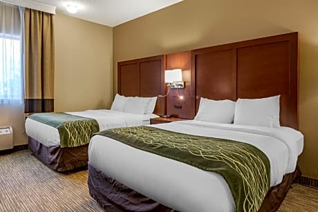 Queen Room with Two Queen Beds - Accessible/Non-Smoking