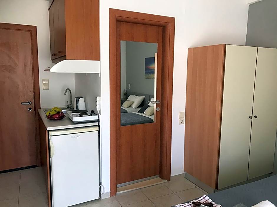 Heaven Studios & Apartments