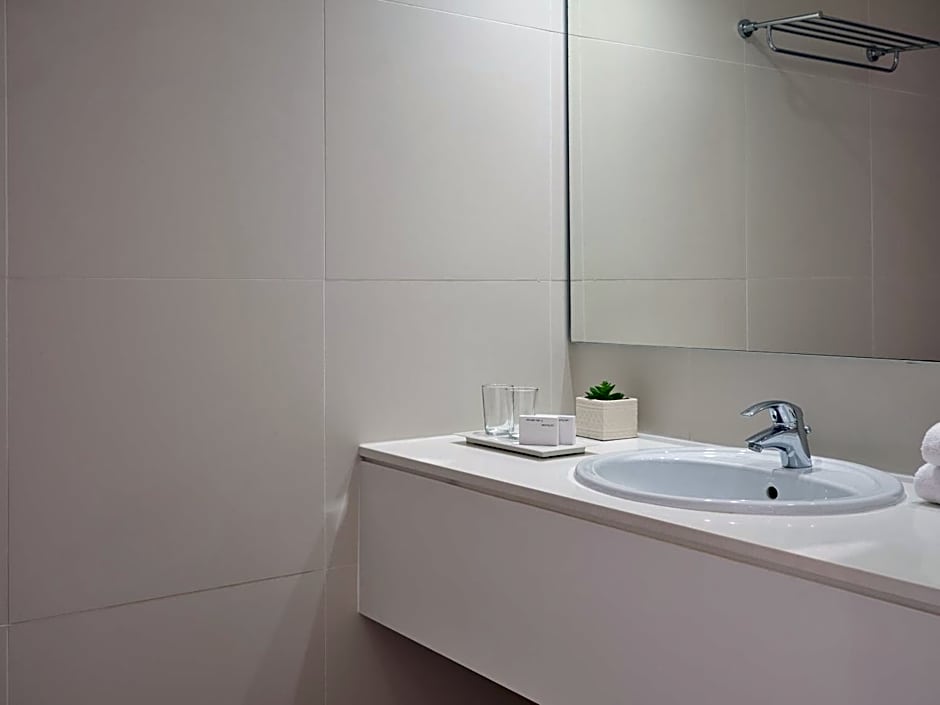 Atlantica Sea Breeze, Adults Only